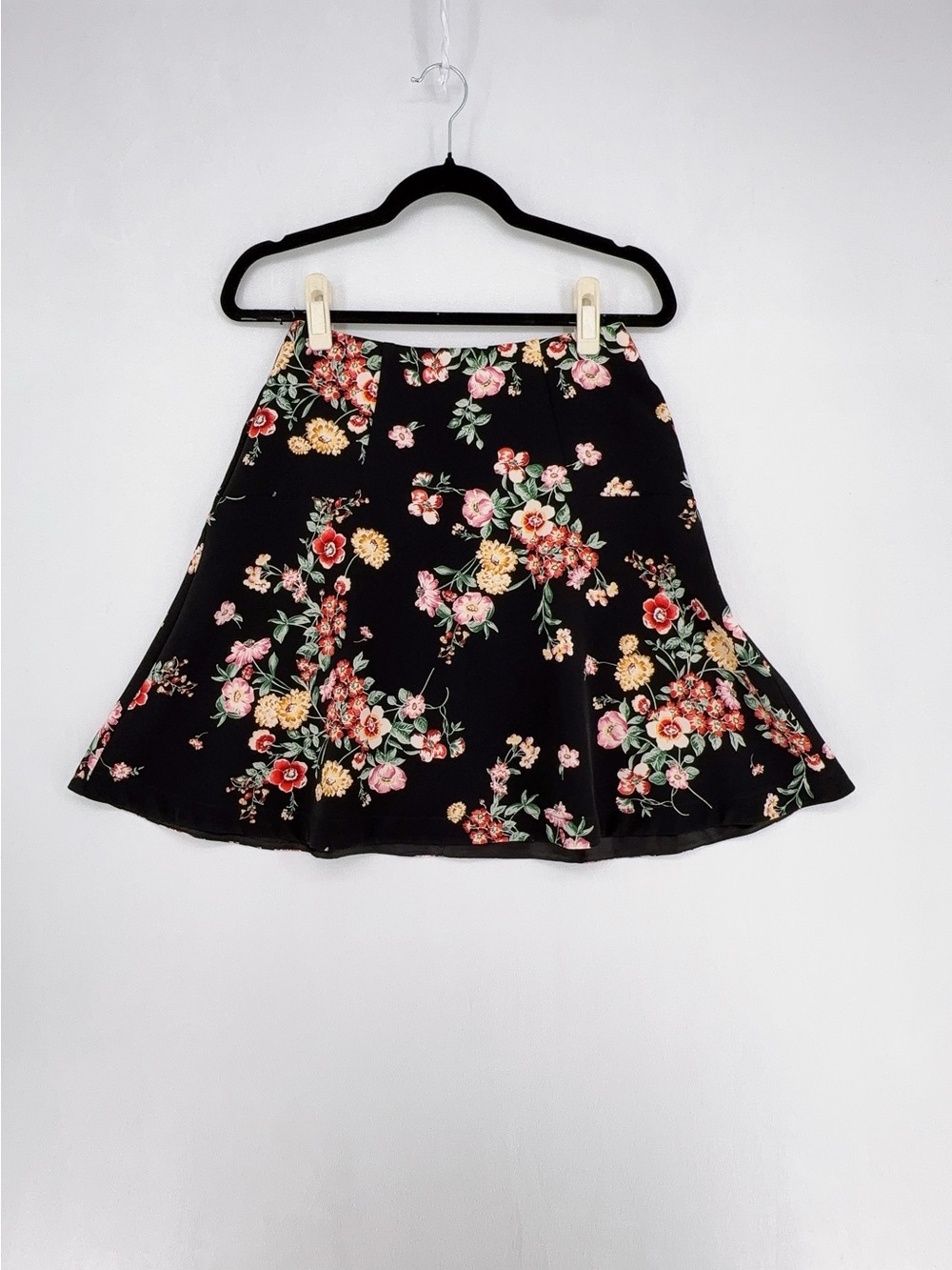 NWT Cue Australia Black Floral Mini Skirt A-Line Size 8